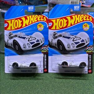 Hot wheels Maserati Tipo 61 Toy Car - White